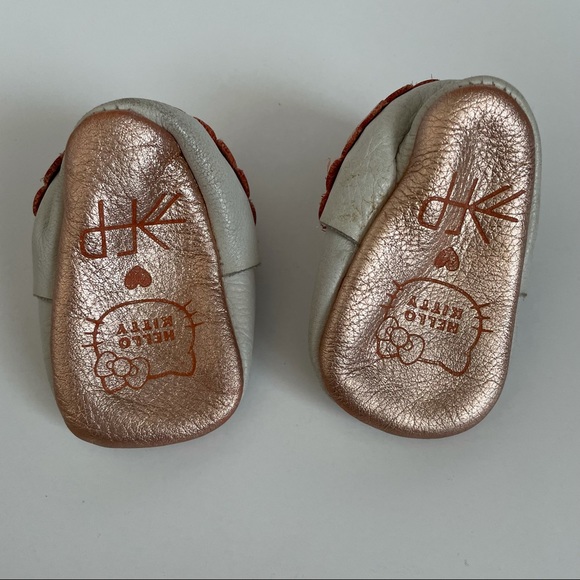 Freshly Picked Rose Gold and White Kids Moccasins - Picture 4 of 4